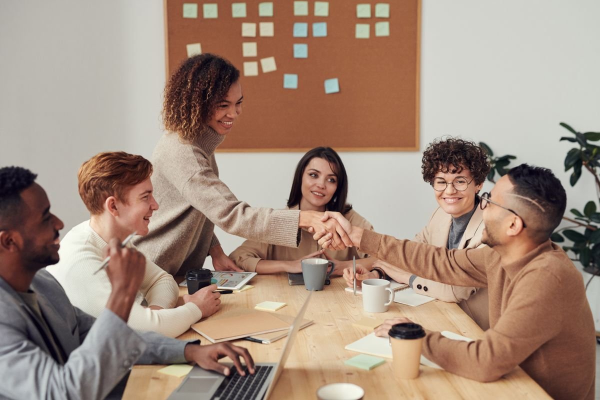 Best Side Hustles in India (2026) for Students and Working Professionals